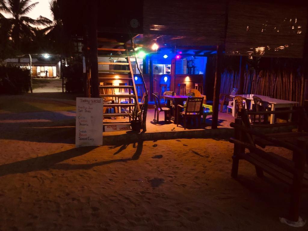 Nilaveli Sheen Coast Trincomalee Kültér fotó